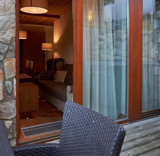 Jasna Centrum - Lorien - Free Jacuzzi & Sauna And Chopok View アパート デマノブスカ・ドリーナ